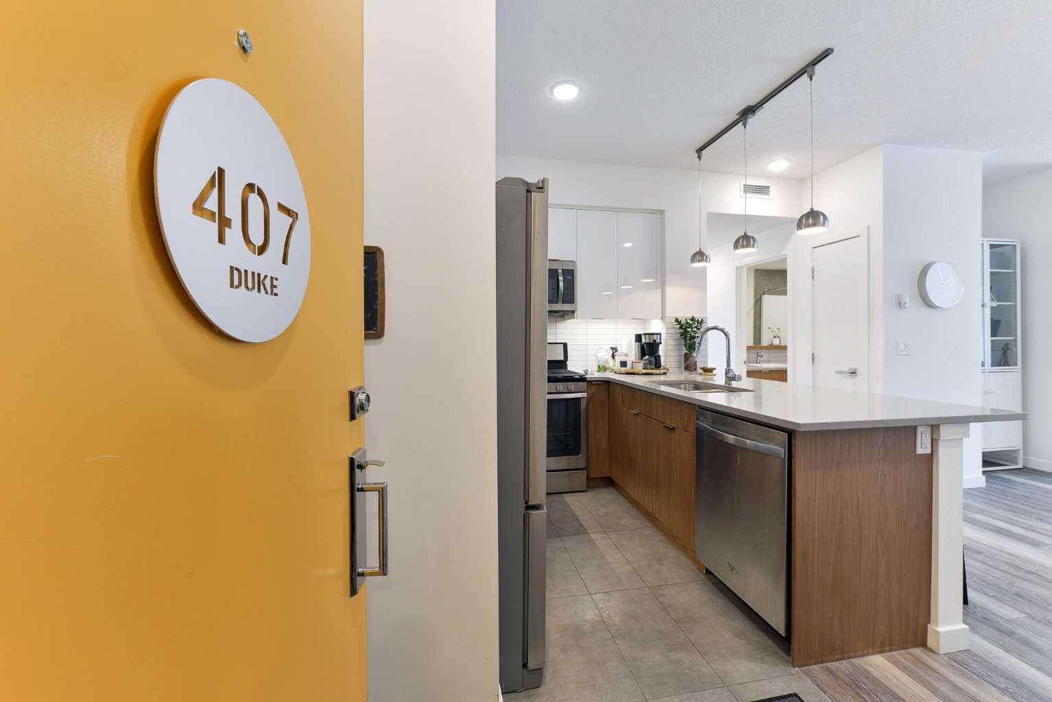 120 18 Avenue SW 407