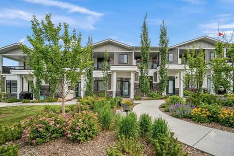 Photo of 210 Crestbrook Common SW, Calgary, AB T3B 6L1 (MLS # A2325384)