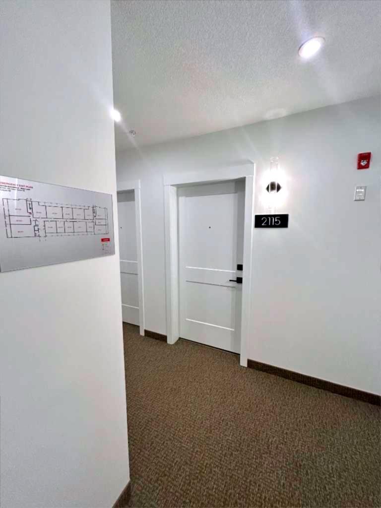 200 Seton Circle SE 2115