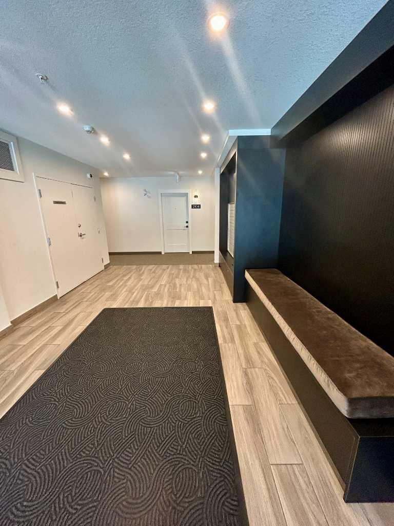 200 Seton Circle SE 2115