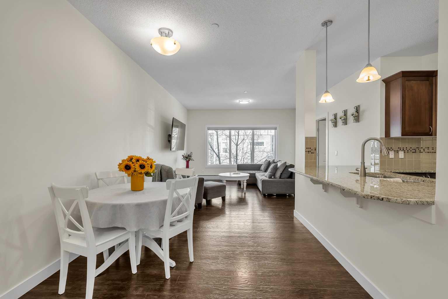 4 Kingsland Close SE 2215