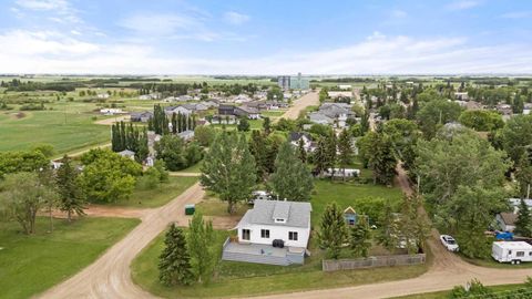 Photo of 417 Hanson Street, Bawlf, AB T0B 0J0 (MLS # A2323378)