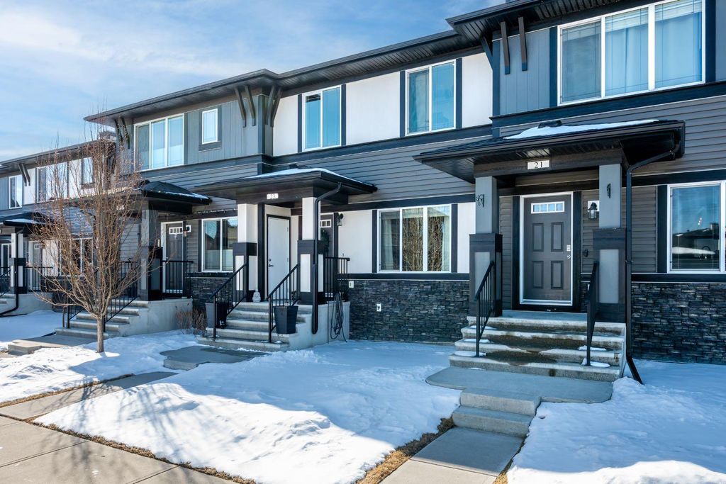 Photo of 23 Belgian Link, Cochrane, AB T4C 0M3 (MLS # A2303290)