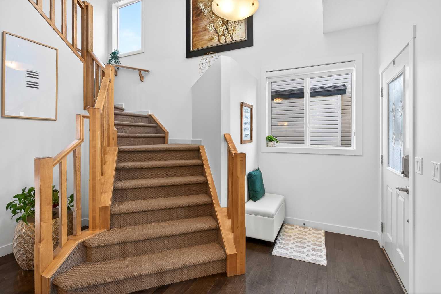 430 Coopers Drive SW