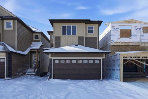 Photo of 15 Homestead Gardens NE, Calgary, AB T3J 5T8 (MLS # A2296253)