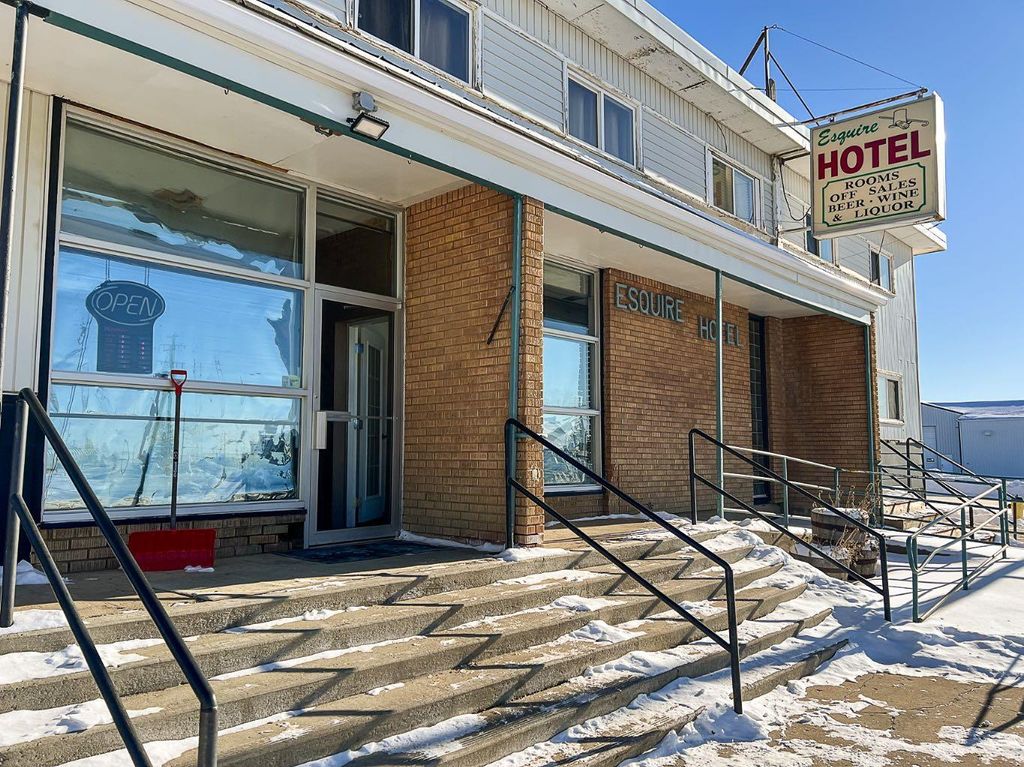 Photo of 4903 50 Street, Girouxville, AB T0H 1S0 (MLS # A2292633)