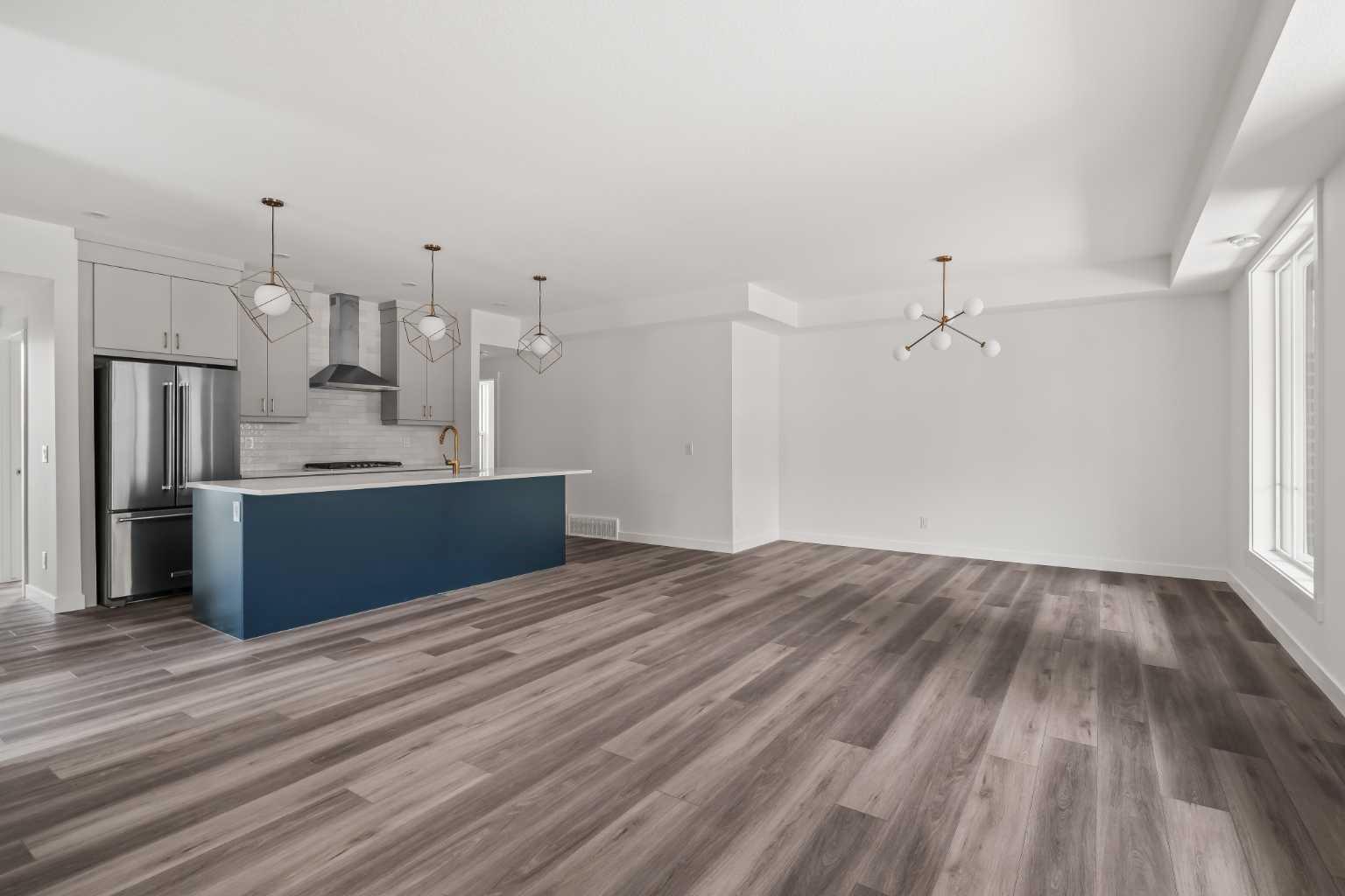 605 Sovereign Common SW