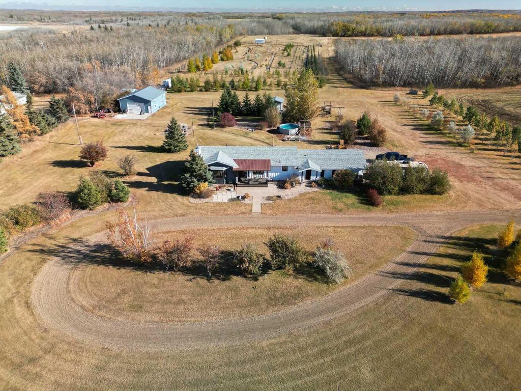 Photo of 41243 Range Road 205, Rural Camrose County, AB T0B 0H0 (MLS # A2266061)