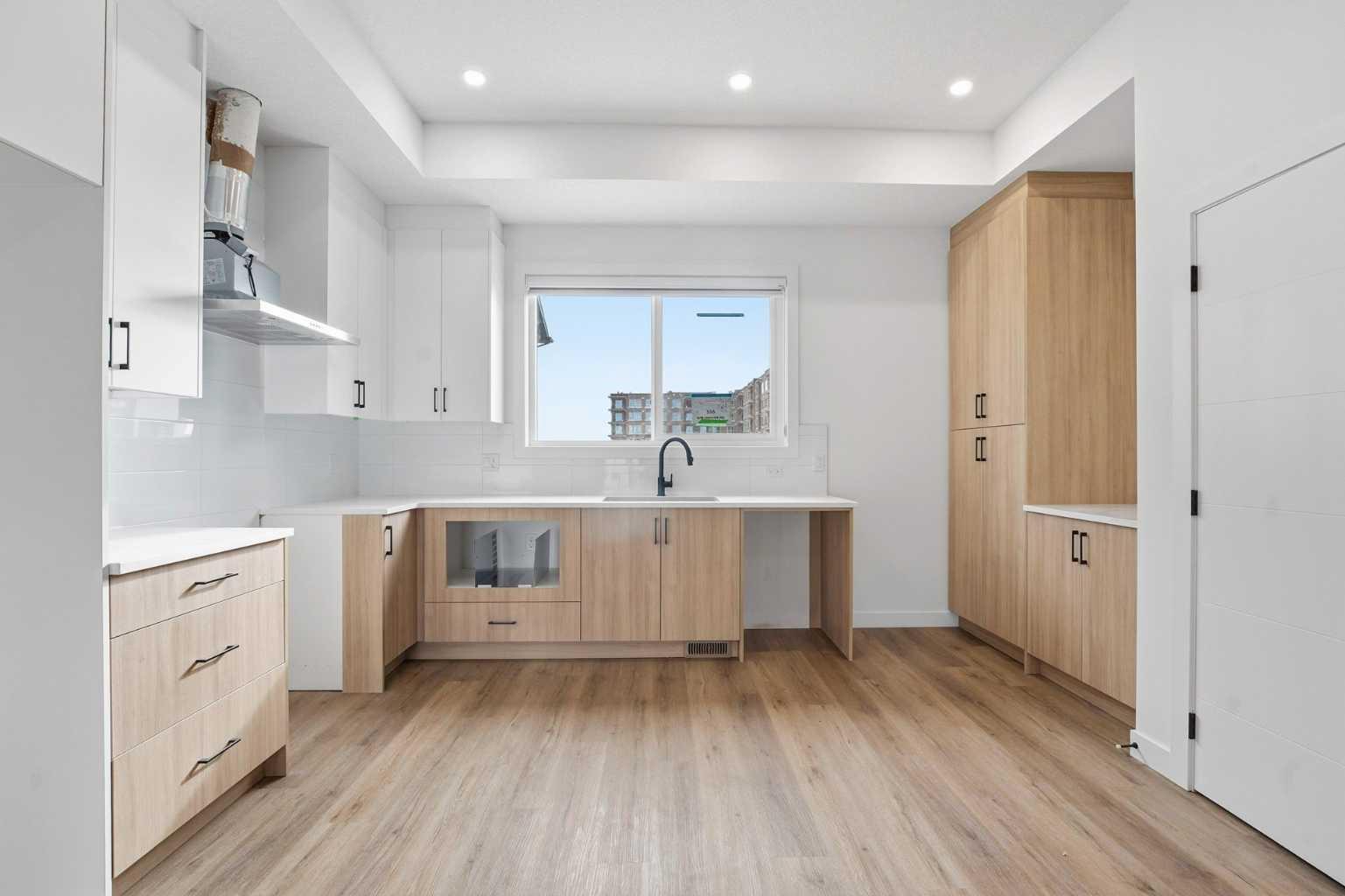 200 Belvedere Boulevard SE 602