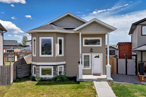 Photo of 128 Almond Crescent, Blackfalds, AB T4M 0J5 (MLS # A2315550)