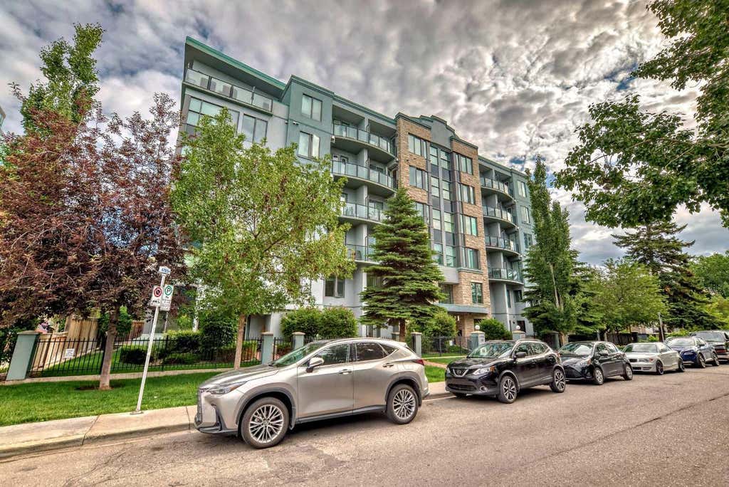 Photo of 328 21 Avenue SW #311, Calgary, AB T2R 0E2 (MLS # A2297884)