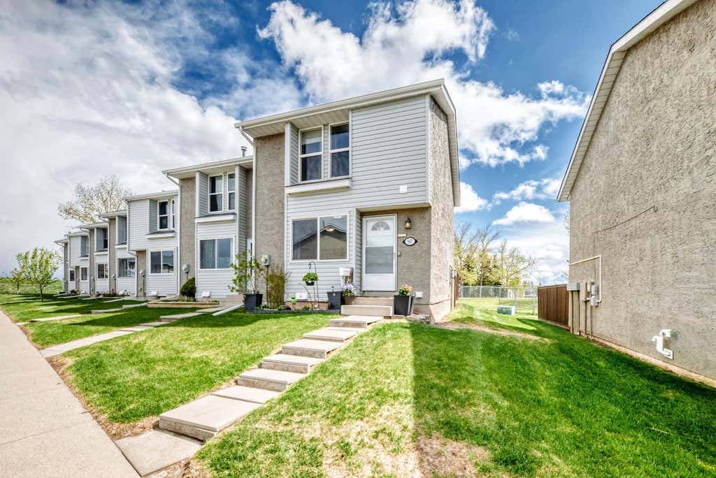 Photo of 700 Allen Street SE #507, Airdrie, AB T4B 1E8 (MLS # A2295619)