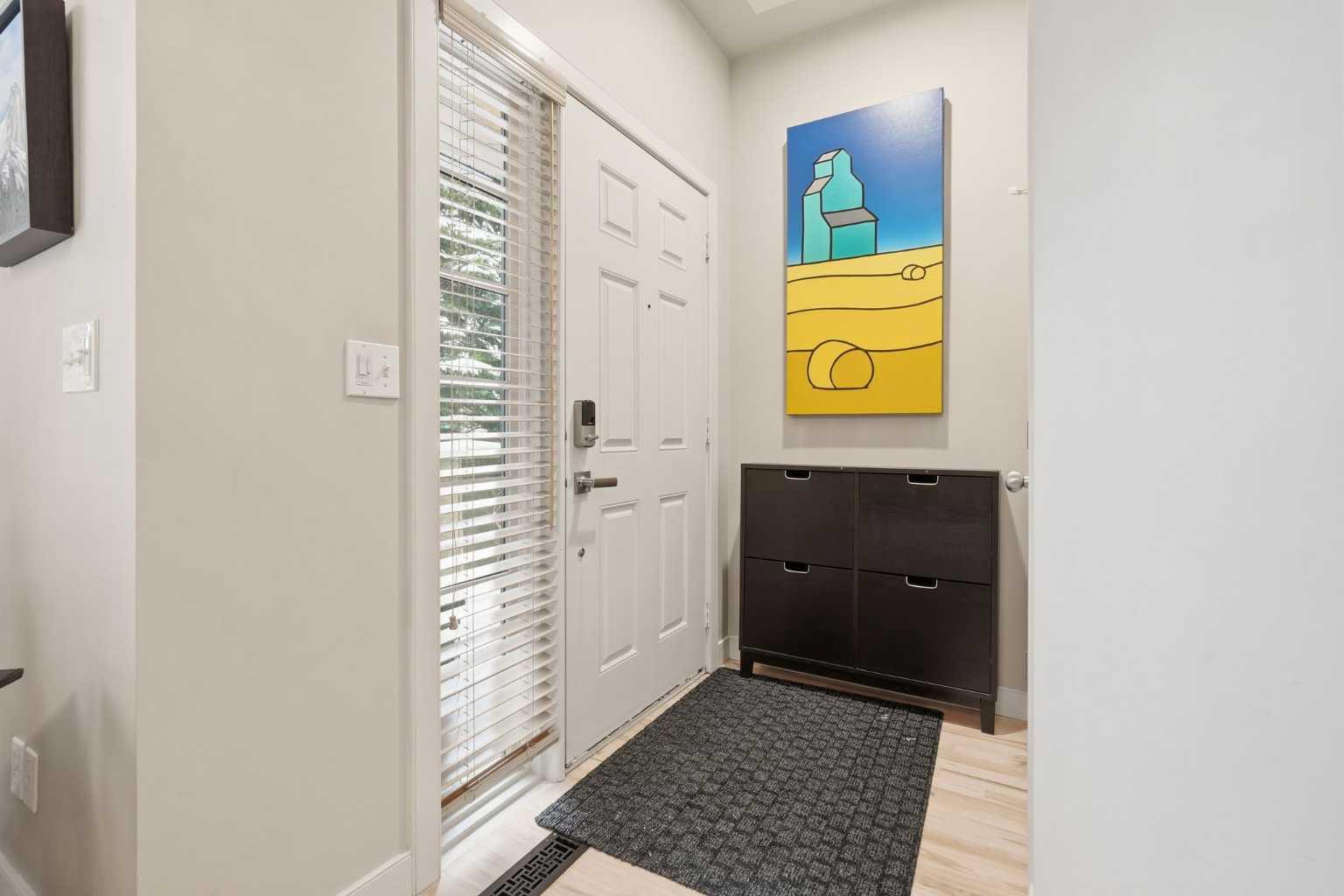 1927 24A Street SW 1