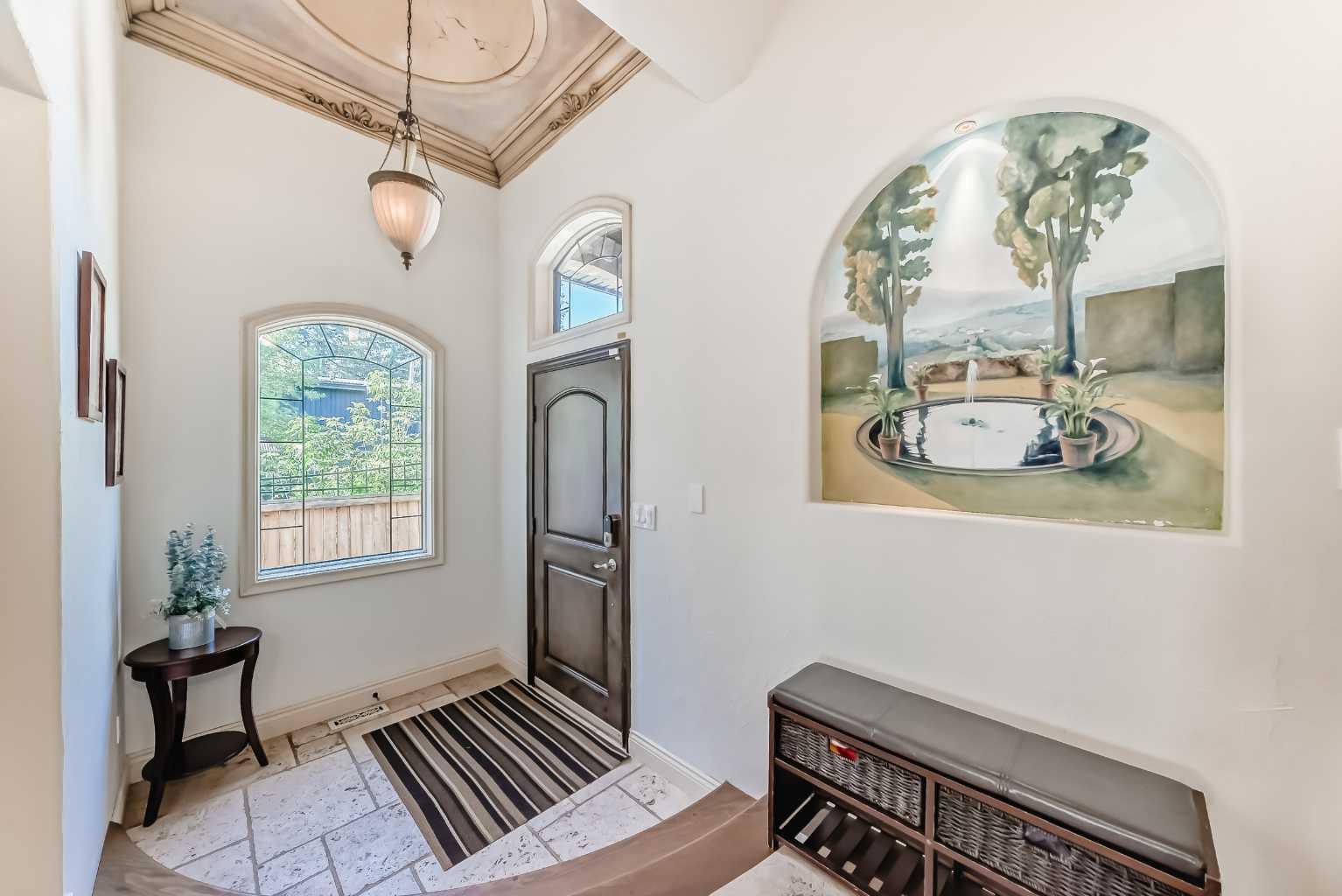 716 West Chestermere Drive