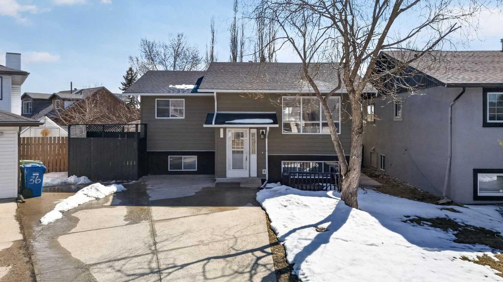 Photo of 32 Fallingworth Court NE, Calgary, AB T3J 1G4 (MLS # A2301348)