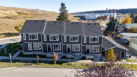 Photo of 2232 44 Street NW, Calgary, AB T3B 0W4 (MLS # A2353583)
