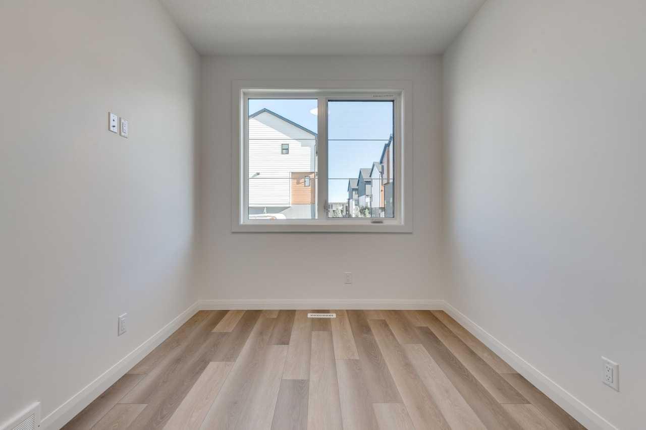 52 Dawson Wharf Mount