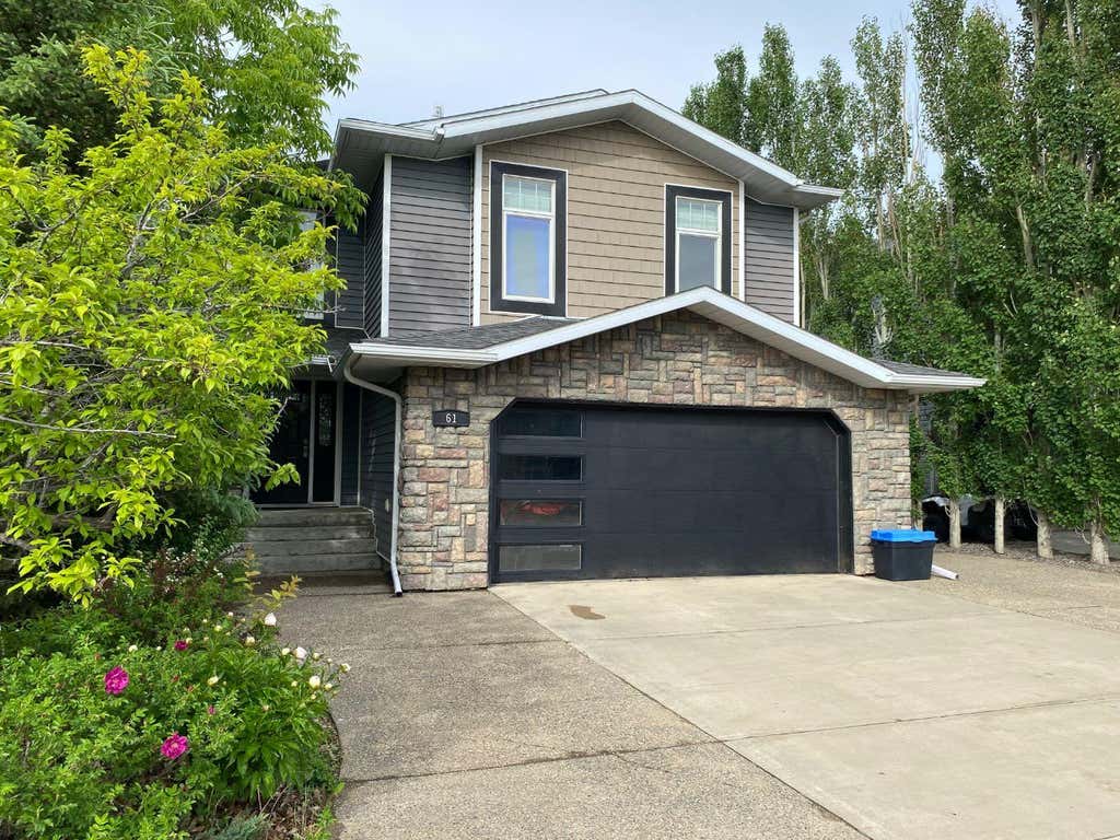 Photo of 61 White Pelican Way, Lake Newell Resort, AB T1R 0X5 (MLS # A2339664)
