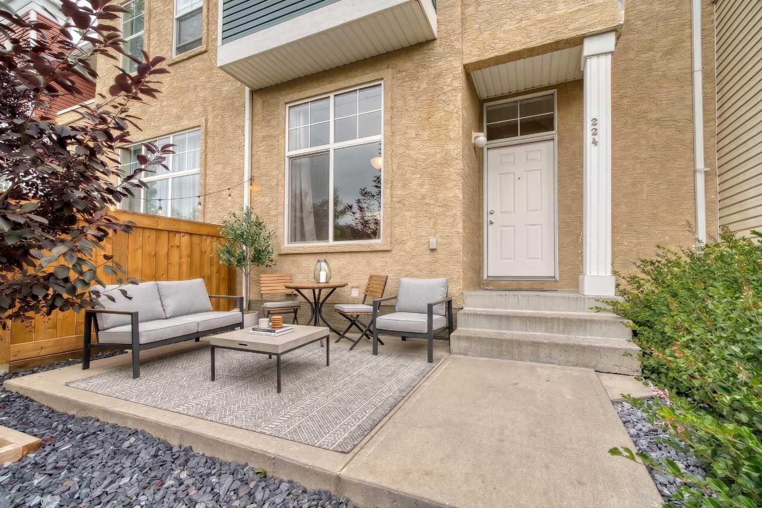 224 Mckenzie Towne Link SE