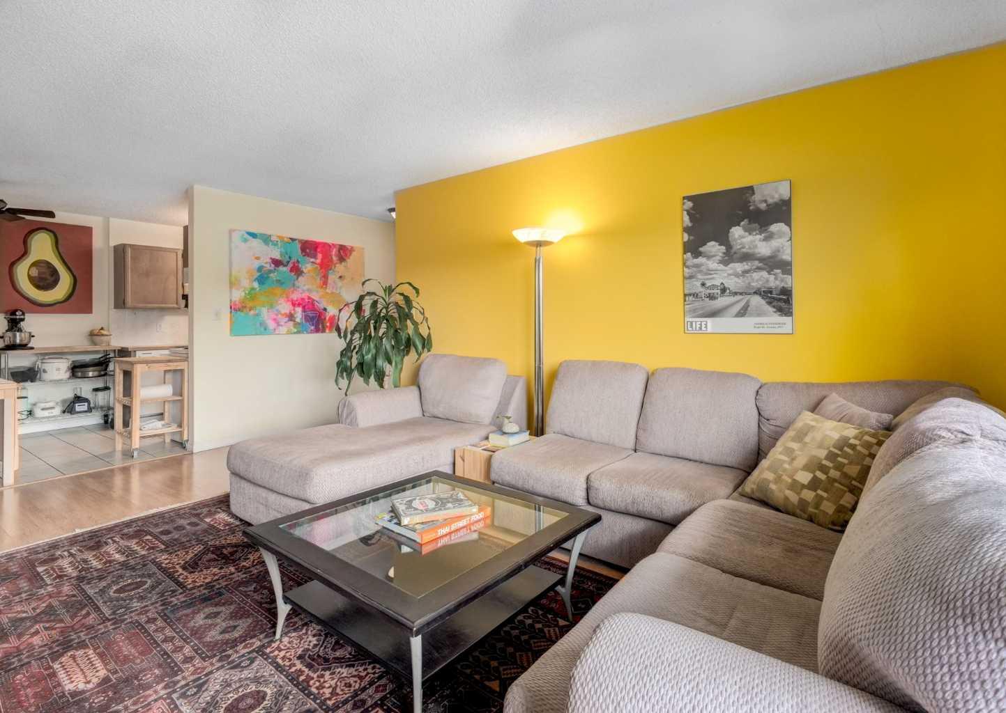 1033 15 Avenue SW 305