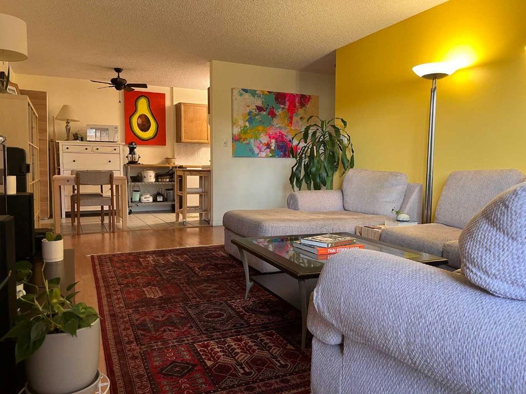 Photo of 1033 15 Avenue SW #305, Calgary, AB T2R 0S5 (MLS # A2282510)