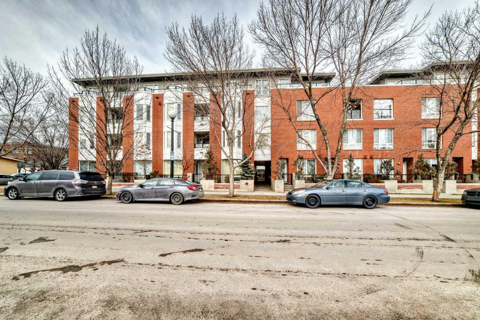 830 Centre Avenue NE 204