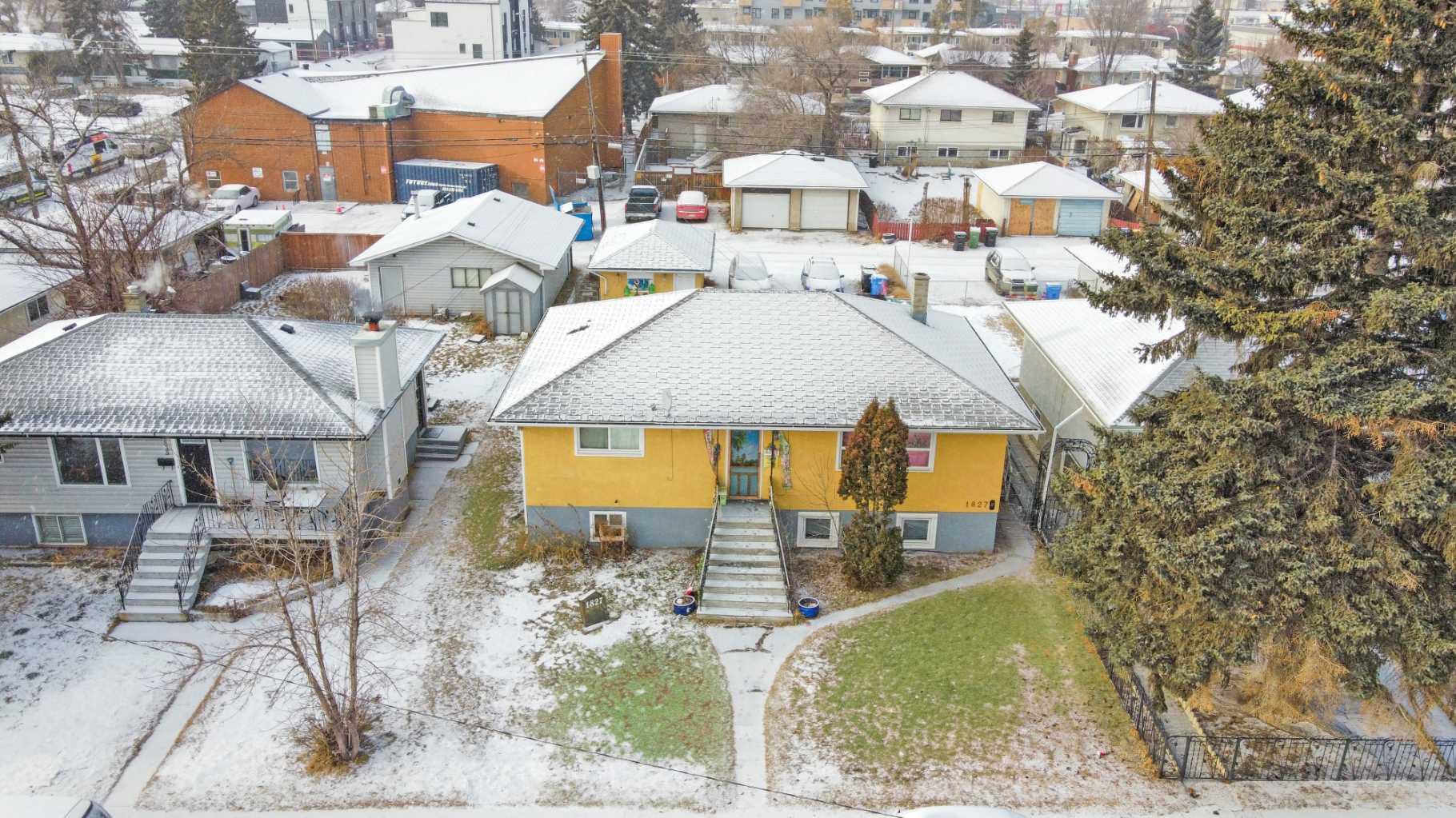 1827 39 Street SE