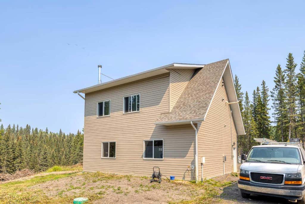 Photo of 264033 Range Road 71, Rural Bighorn No. 8, M.D. of, AB T0L 1N0 (MLS # A2339494)