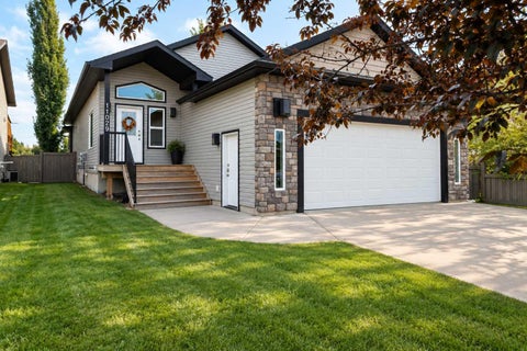 Photo of 11029 60 Avenue, Grande Prairie, AB T8W 0H6 (MLS # A2341776)