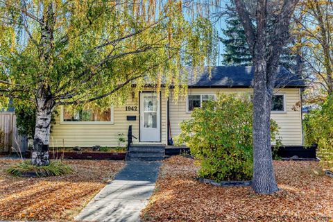1942 Cottonwood Crescent SE Calgary AB T2B 1P5