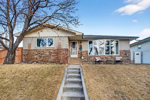 2155 Mackid Crescent NE Calgary AB T2E 6B5