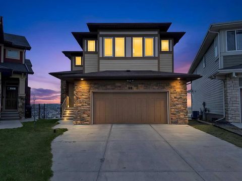Photo of 30 Evansborough View NW, Calgary, AB T3P 0R2 (MLS # A2311227)