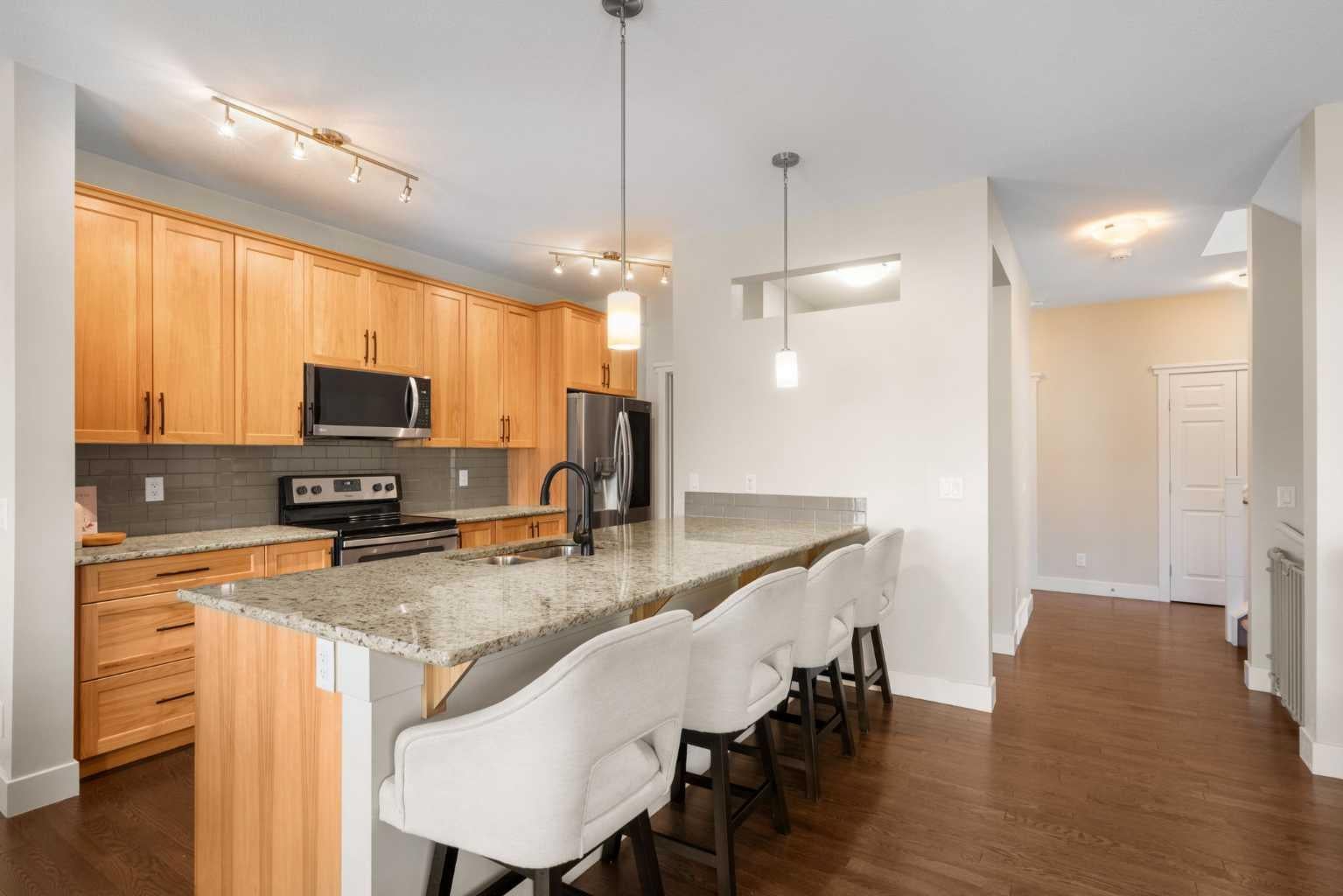 134 Masters Point SE