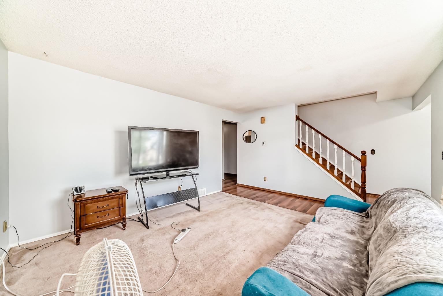 411 Abadan Place NE