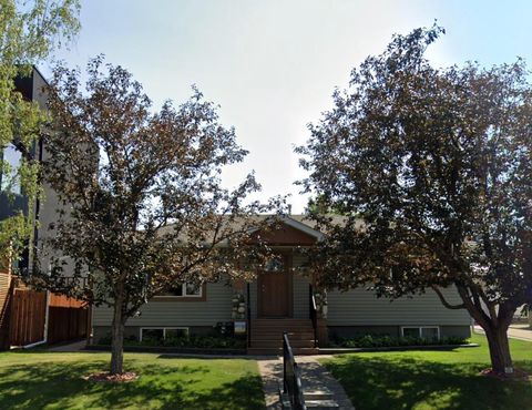 Photo of 2443 29 Avenue SW, Calgary, AB T2T 1P1 (MLS # A2273970)