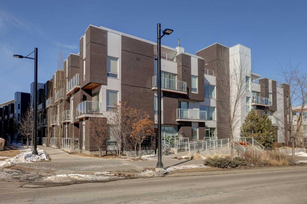 Photo of 3125 39 Street NW #205, Calgary, AB T3E 2C3 (MLS # A2293372)