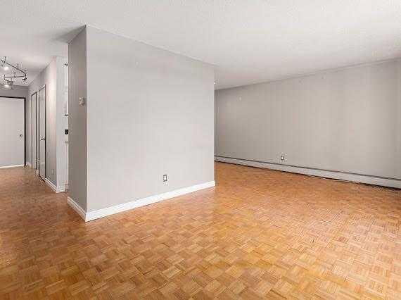 315 Heritage Drive SE 211