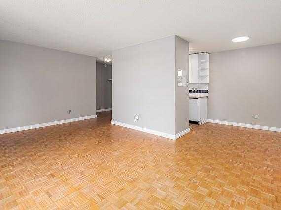 315 Heritage Drive SE 211