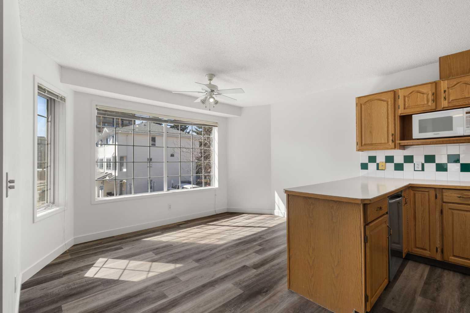 52 Kingsland Court SW