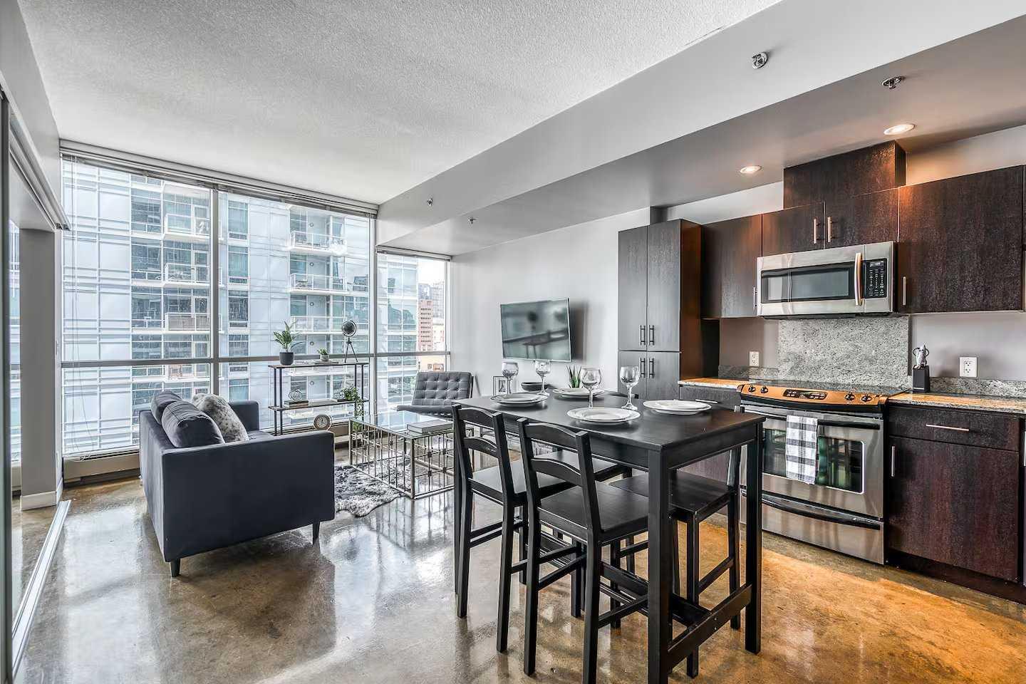 135 13 Avenue SW 907