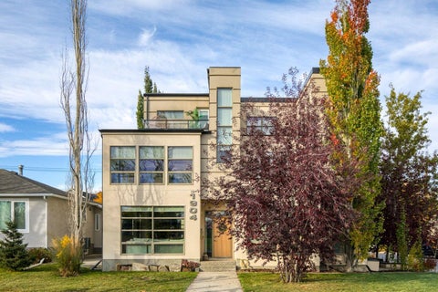 Photo of 1904 50 Avenue SW, Calgary, AB T2T 2W2 (MLS # A2350003)