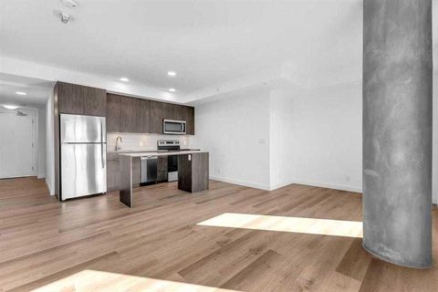 123 4 Street NE 1313 Calgary AB T2E 3S2