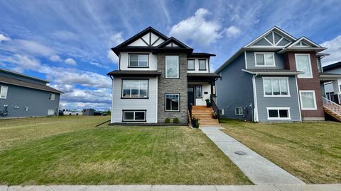 Photo of 8606 72 Avenue, Grande Prairie, AB T8X 0N9 (MLS # A2330814)