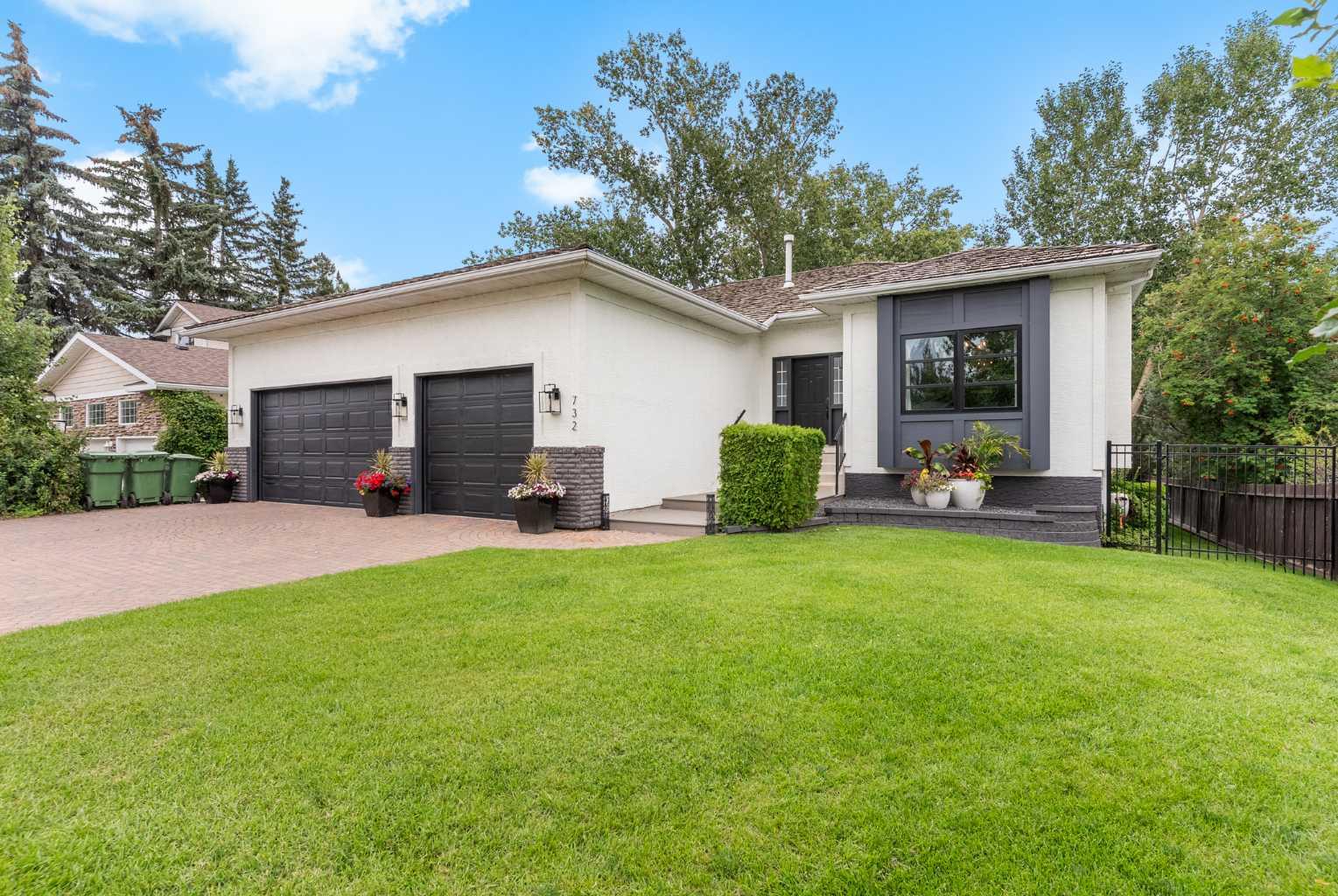 732 West Chestermere Drive