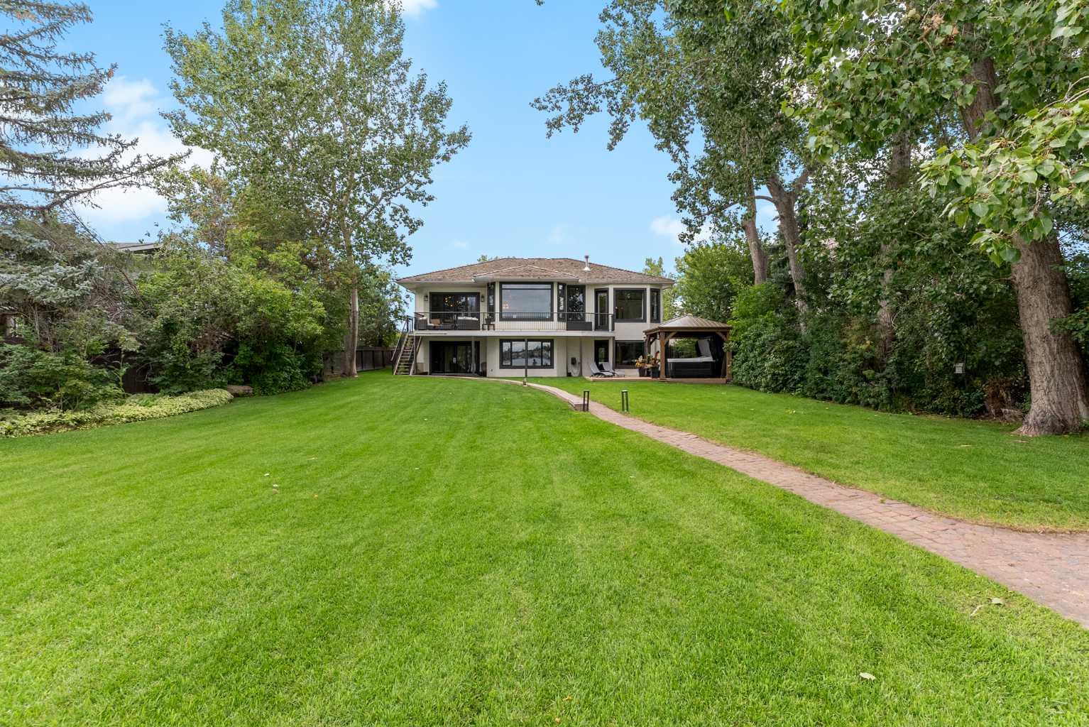 732 West Chestermere Drive