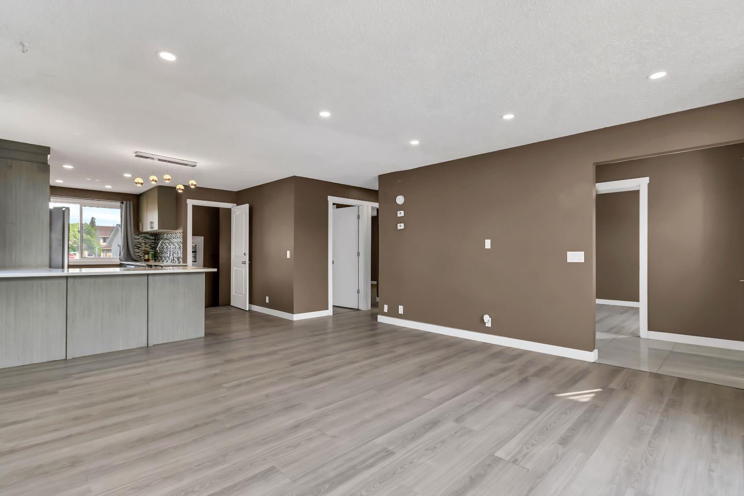 7 Castledale Way NE