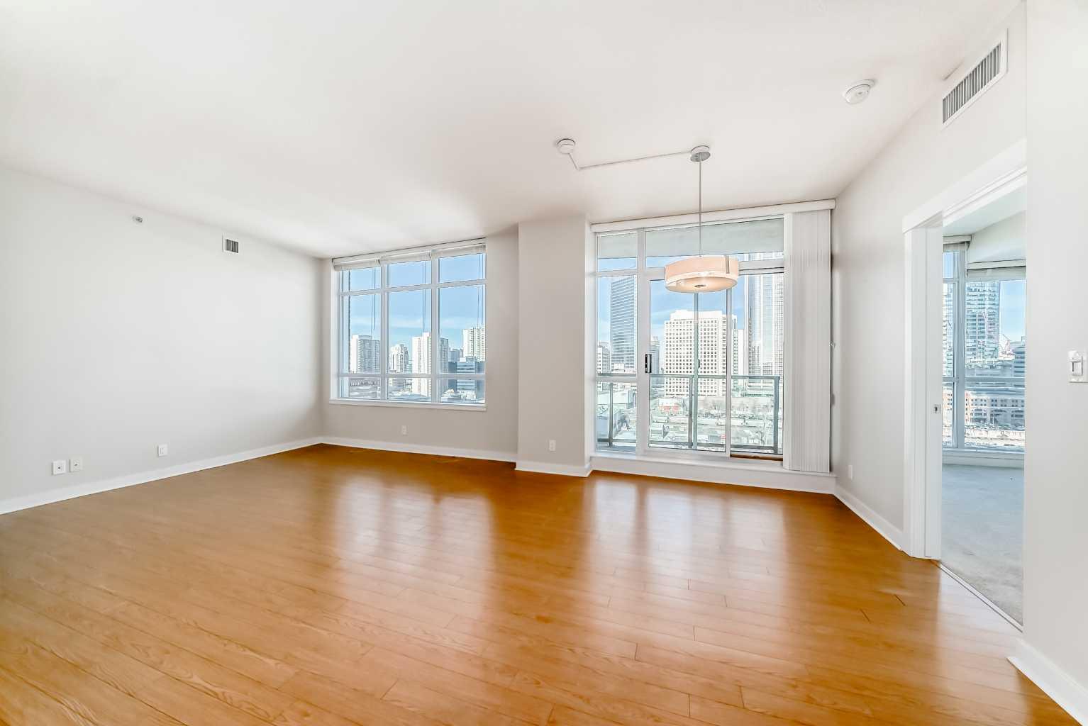 788 12 Avenue SW 1206