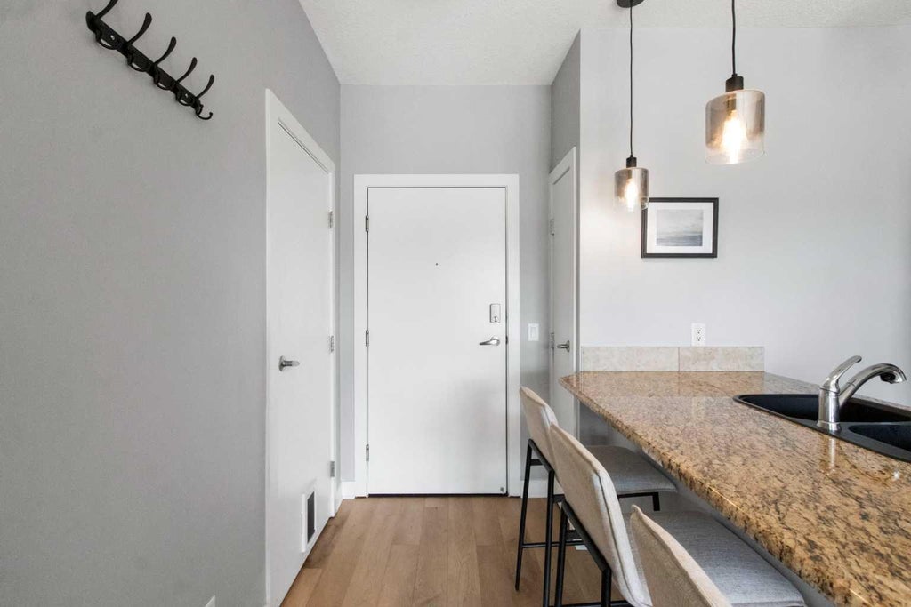 Photo of 2307 14 Street SW #303, Calgary, AB T2T 3T5 (MLS # A2319438)