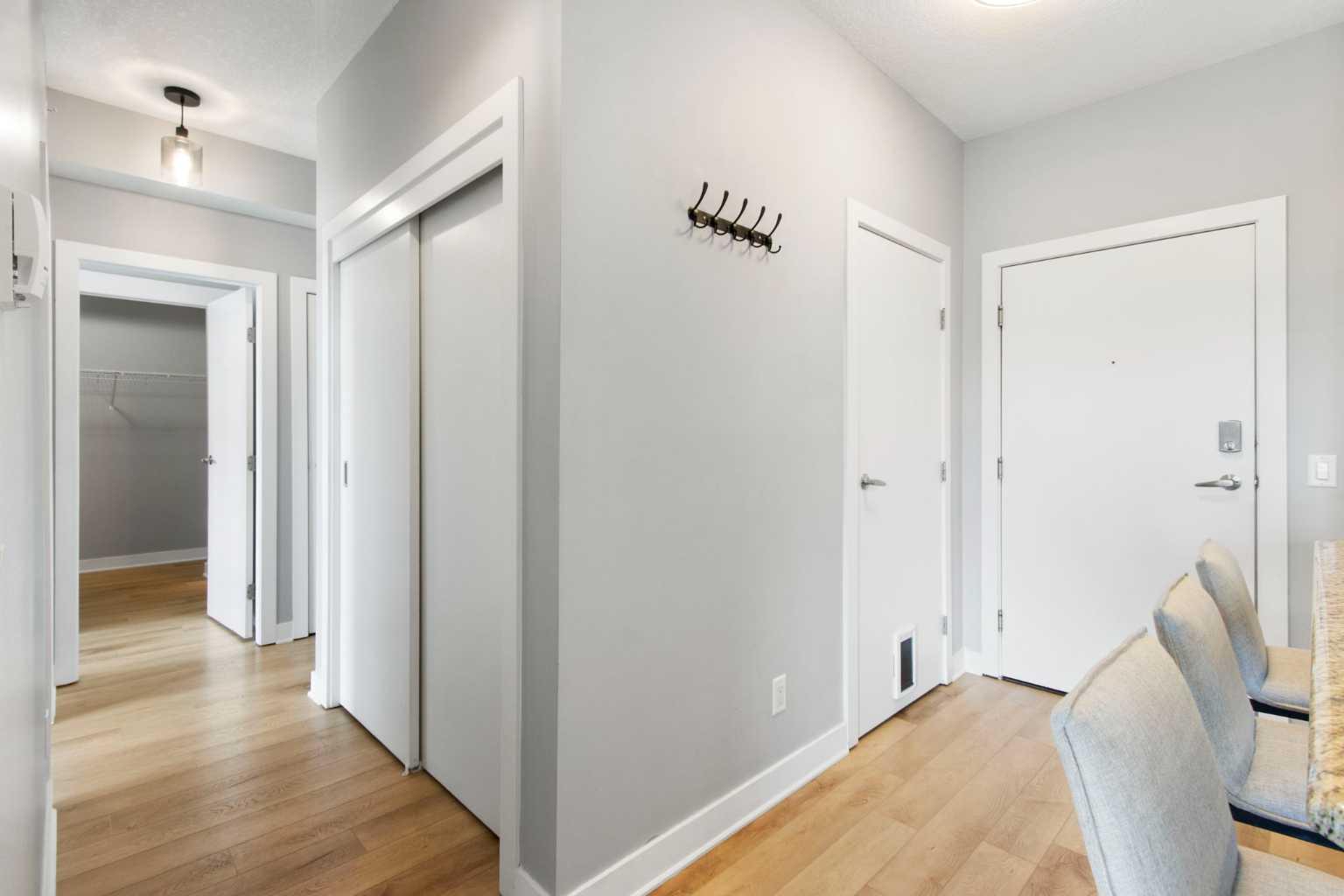2307 14 Street SW 303