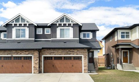 Photo of 239 Kinniburgh Road, Chestermere, AB T1X 0Y7 (MLS # A2305796)